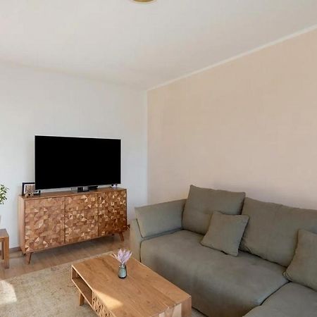 Charmentes Privatzimmer Mit Kueche, Naturgebiet Dusseldorf Bagian luar foto