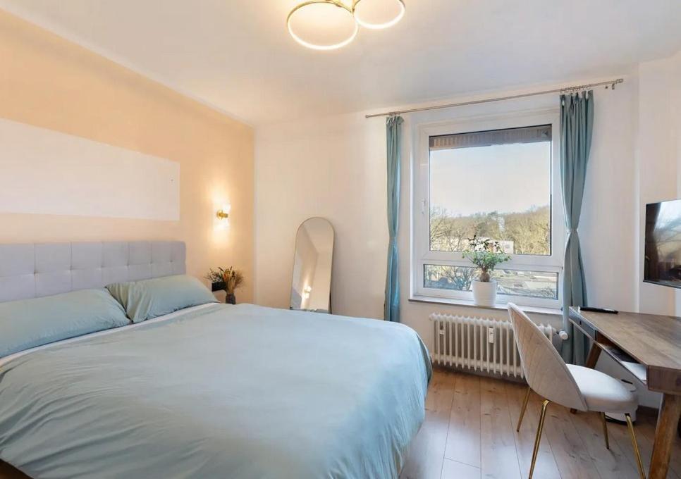 Charmentes Privatzimmer Mit Kueche, Naturgebiet Dusseldorf Bagian luar foto
